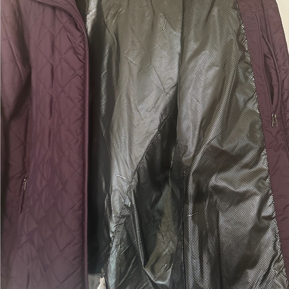 Columbia Women's Jacket - Picture 4 of 9